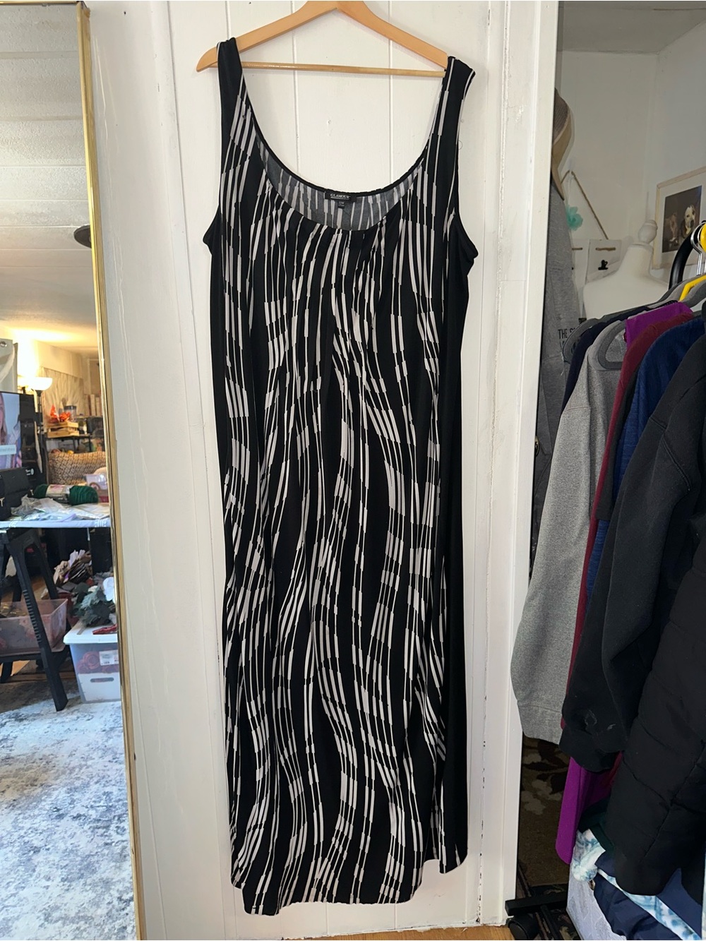 Glamour Black and White Patterned Maxi Dress